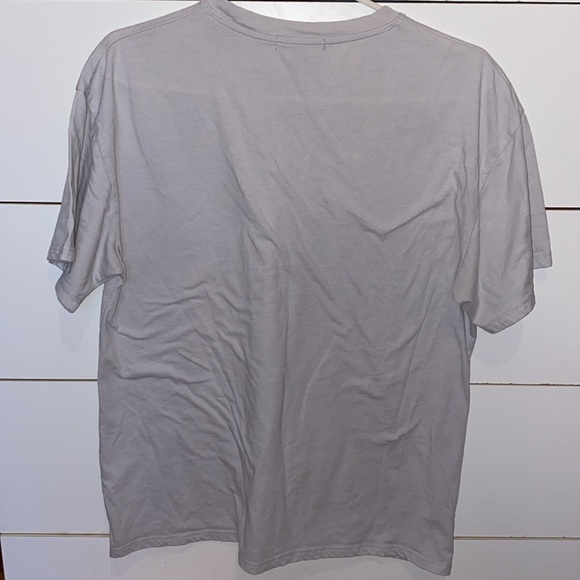 Light gray/ silver Sun and Moon T shirt - Picture 4 of 4